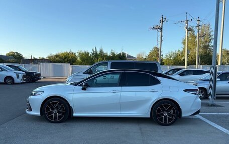 Toyota Camry, 2022 год, 3 225 000 рублей, 4 фотография