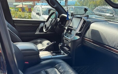 Toyota Land Cruiser 200, 2016 год, 5 450 000 рублей, 10 фотография