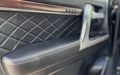 Toyota Land Cruiser 200, 2016 год, 5 450 000 рублей, 17 фотография