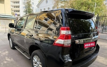 Toyota Land Cruiser Prado 150 рестайлинг 2, 2014 год, 3 250 000 рублей, 2 фотография
