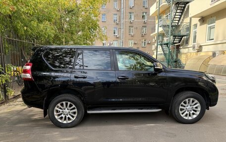 Toyota Land Cruiser Prado 150 рестайлинг 2, 2014 год, 3 250 000 рублей, 8 фотография