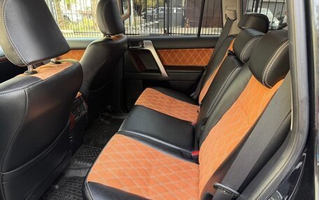 Toyota Land Cruiser Prado 150 рестайлинг 2, 2014 год, 3 250 000 рублей, 12 фотография