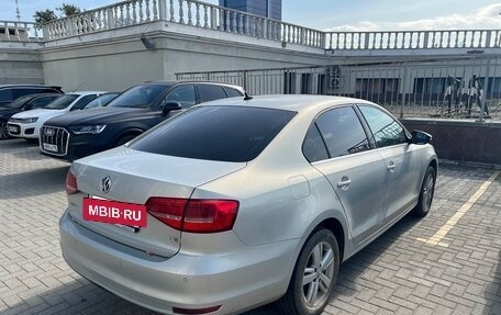 Volkswagen Jetta VI, 2015 год, 1 100 000 рублей, 2 фотография
