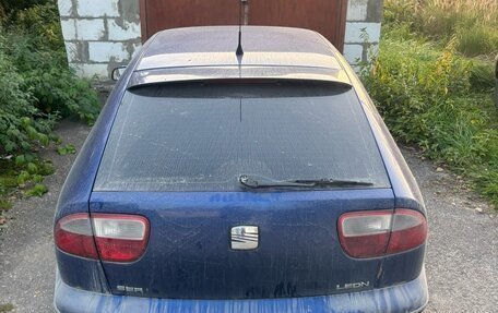 SEAT Leon II, 2000 год, 300 000 рублей, 4 фотография