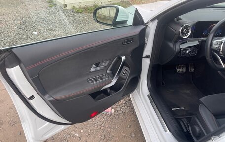 Mercedes-Benz CLA, 2019 год, 3 100 000 рублей, 11 фотография