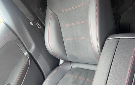 Mercedes-Benz CLA, 2019 год, 3 100 000 рублей, 14 фотография