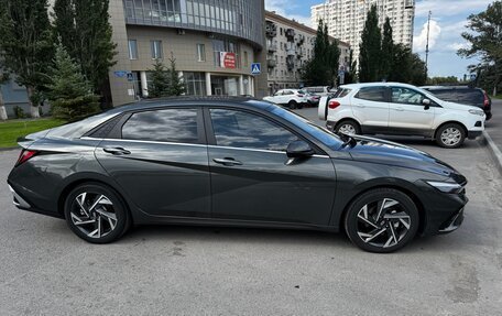 Hyundai Elantra, 2023 год, 2 250 000 рублей, 6 фотография