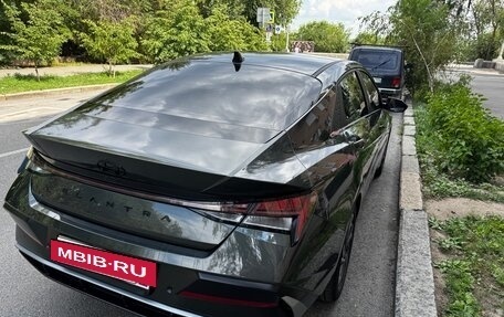 Hyundai Elantra, 2023 год, 2 250 000 рублей, 4 фотография