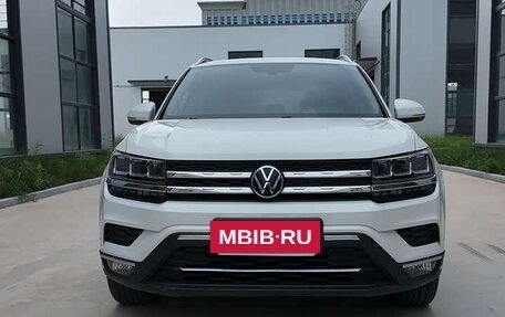 Volkswagen Tharu, 2022 год, 1 750 000 рублей, 2 фотография