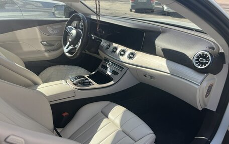 Mercedes-Benz E-Класс, 2018 год, 3 800 000 рублей, 12 фотография