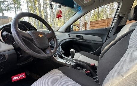 Chevrolet Cruze II, 2015 год, 950 000 рублей, 10 фотография
