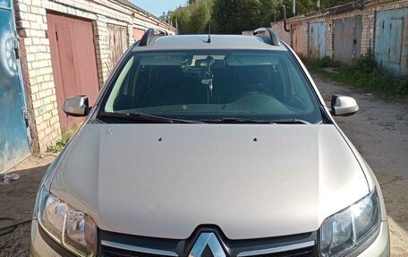 Renault Sandero II рестайлинг, 2018 год, 1 350 000 рублей, 3 фотография