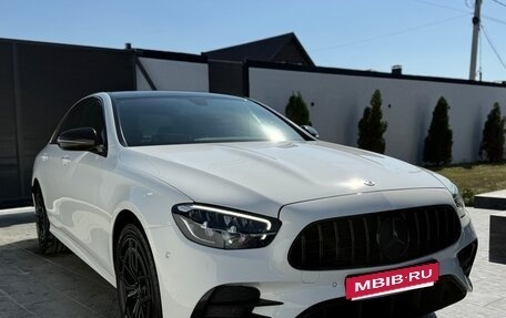 Mercedes-Benz E-Класс, 2020 год, 4 490 000 рублей, 21 фотография
