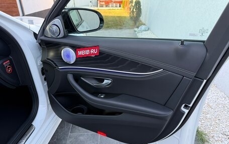 Mercedes-Benz E-Класс, 2020 год, 4 490 000 рублей, 34 фотография