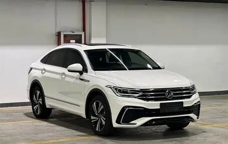 Volkswagen Tiguan II, 2022 год, 2 490 000 рублей, 3 фотография