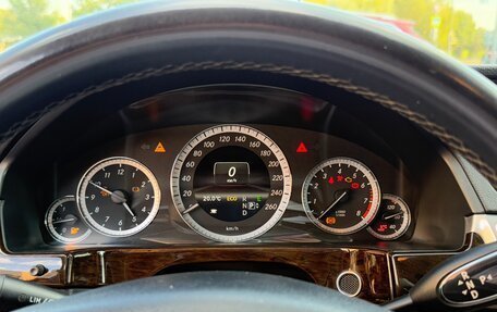 Mercedes-Benz E-Класс, 2012 год, 1 690 000 рублей, 10 фотография