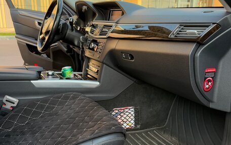 Mercedes-Benz E-Класс, 2012 год, 1 690 000 рублей, 28 фотография