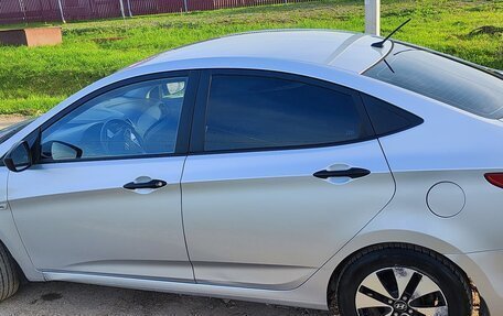 Hyundai Solaris II рестайлинг, 2014 год, 580 000 рублей, 5 фотография