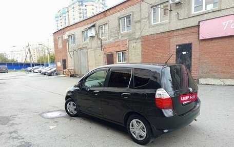 Honda Fit III, 2005 год, 439 000 рублей, 8 фотография