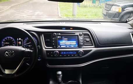 Toyota Highlander III, 2019 год, 3 990 000 рублей, 6 фотография