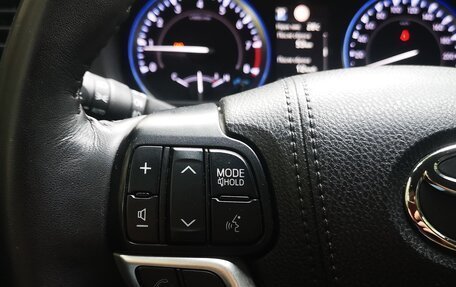 Toyota Highlander III, 2019 год, 3 990 000 рублей, 12 фотография
