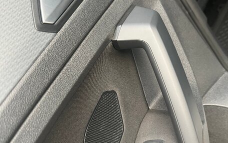 Volkswagen Tiguan II, 2021 год, 2 450 000 рублей, 4 фотография