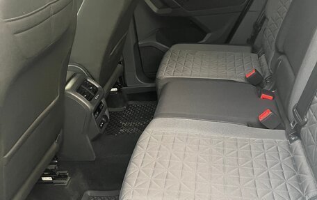 Volkswagen Tiguan II, 2021 год, 2 450 000 рублей, 9 фотография