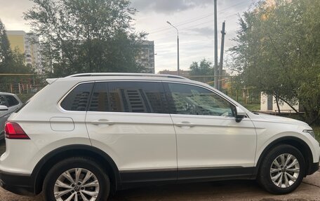 Volkswagen Tiguan II, 2021 год, 2 450 000 рублей, 6 фотография