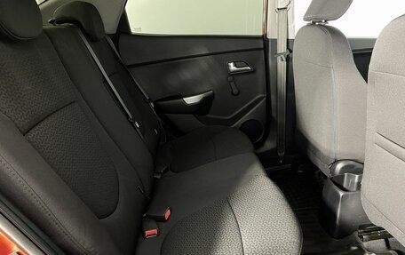 KIA Rio III рестайлинг, 2014 год, 880 000 рублей, 14 фотография