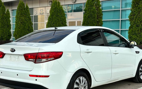 KIA Rio III рестайлинг, 2016 год, 960 000 рублей, 12 фотография