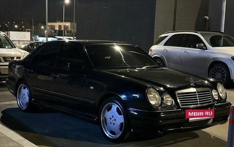Mercedes-Benz E-Класс, 1997 год, 650 000 рублей, 7 фотография