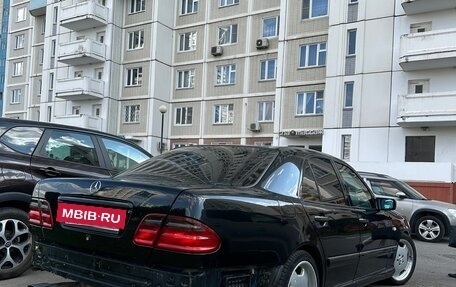 Mercedes-Benz E-Класс, 1997 год, 650 000 рублей, 11 фотография