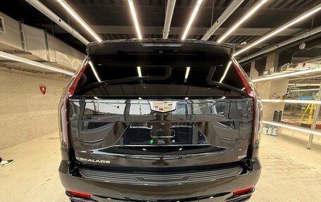 Cadillac Escalade V, 2024 год, 19 490 000 рублей, 9 фотография