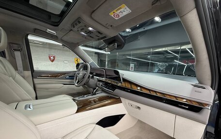 Cadillac Escalade V, 2024 год, 19 490 000 рублей, 12 фотография