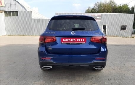 Mercedes-Benz GLC, 2021 год, 4 080 000 рублей, 22 фотография