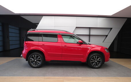 Skoda Yeti I рестайлинг, 2015 год, 899 000 рублей, 17 фотография