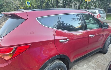 Hyundai Santa Fe III рестайлинг, 2013 год, 1 555 000 рублей, 2 фотография