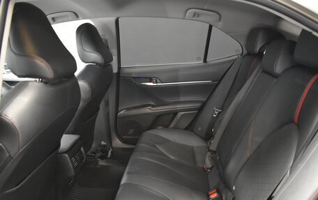 Toyota Camry, 2021 год, 3 200 000 рублей, 24 фотография