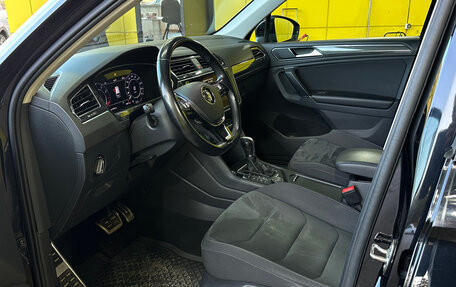 Volkswagen Tiguan II, 2017 год, 2 129 000 рублей, 14 фотография