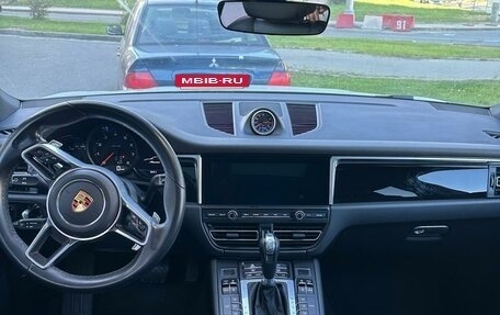 Porsche Macan I рестайлинг, 2021 год, 5 100 000 рублей, 4 фотография