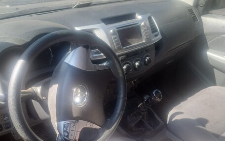 Toyota Hilux VII, 2012 год, 1 300 000 рублей, 4 фотография