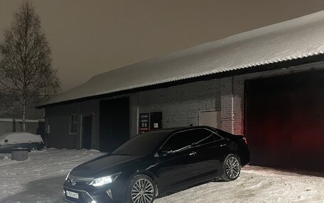 Toyota Camry, 2016 год, 2 440 000 рублей, 2 фотография