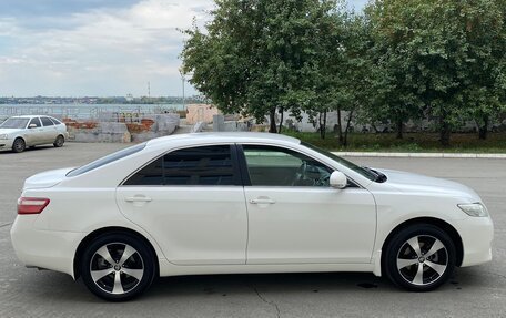 Toyota Camry, 2011 год, 1 500 000 рублей, 2 фотография