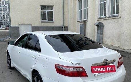 Toyota Camry, 2011 год, 1 500 000 рублей, 5 фотография
