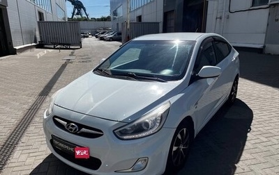 Hyundai Solaris II рестайлинг, 2013 год, 800 000 рублей, 1 фотография