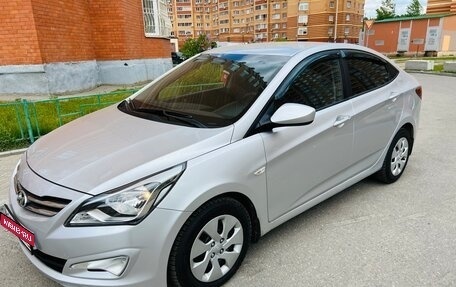 Hyundai Solaris II рестайлинг, 2015 год, 985 000 рублей, 1 фотография