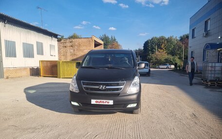 Hyundai Grand Starex Grand Starex I рестайлинг 2, 2009 год, 1 300 000 рублей, 2 фотография