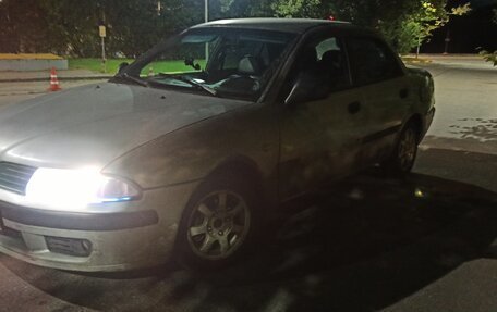 Mitsubishi Carisma I, 1999 год, 85 000 рублей, 2 фотография