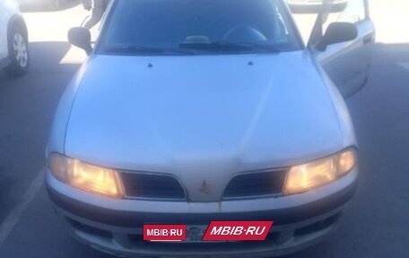 Mitsubishi Carisma I, 1999 год, 85 000 рублей, 4 фотография