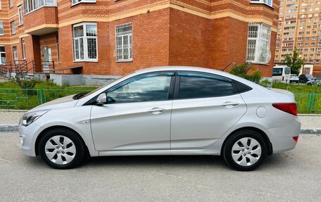 Hyundai Solaris II рестайлинг, 2015 год, 985 000 рублей, 5 фотография